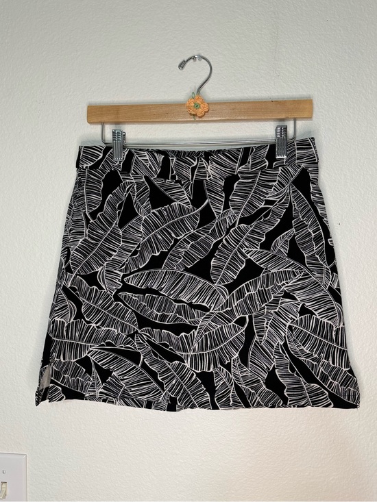 Rafaella Pants - Rafaella Comfort Skort Black White Tropical Leaf Print Pull-On Women’s Sz Small
